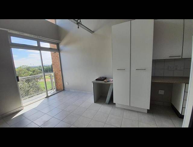 1 BEDROOM PROPERTY TO RENT IN HILLCREST